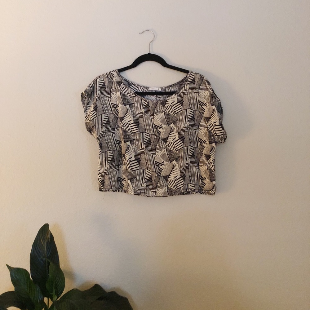Crop top